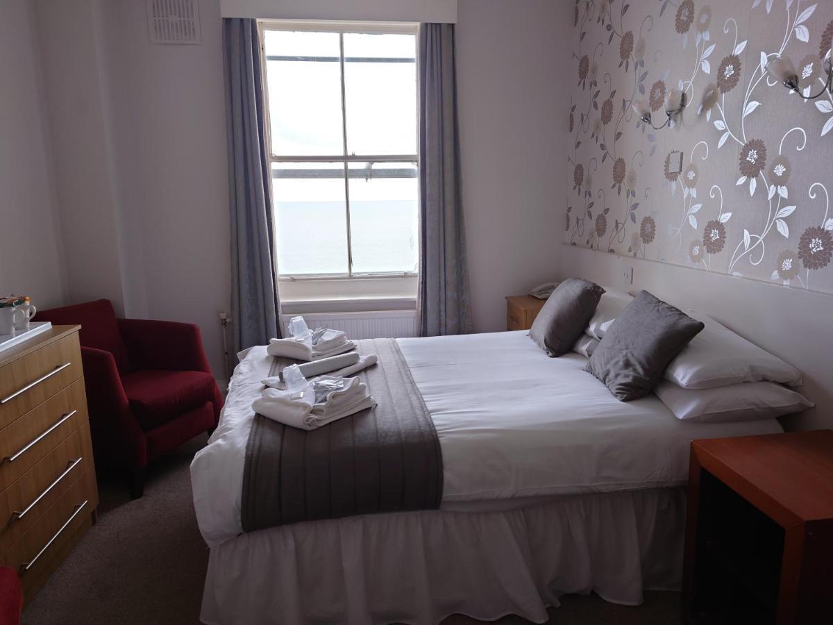 The Cumberland Hotel Eastbourne Bagian luar foto