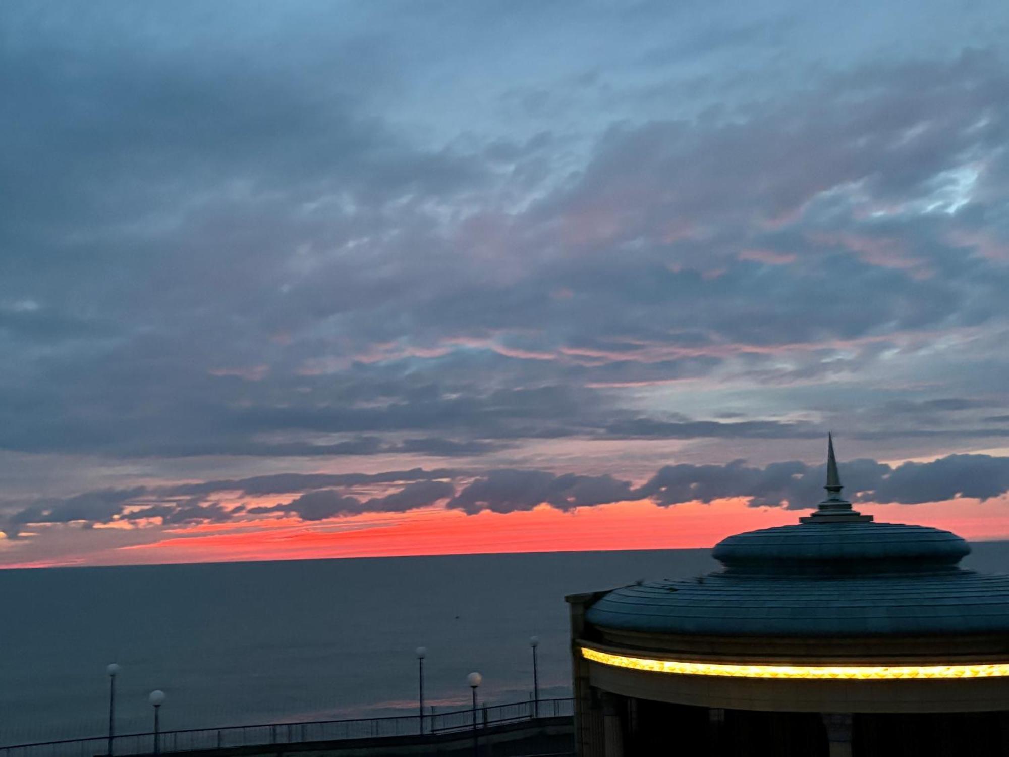 The Cumberland Hotel Eastbourne Bagian luar foto
